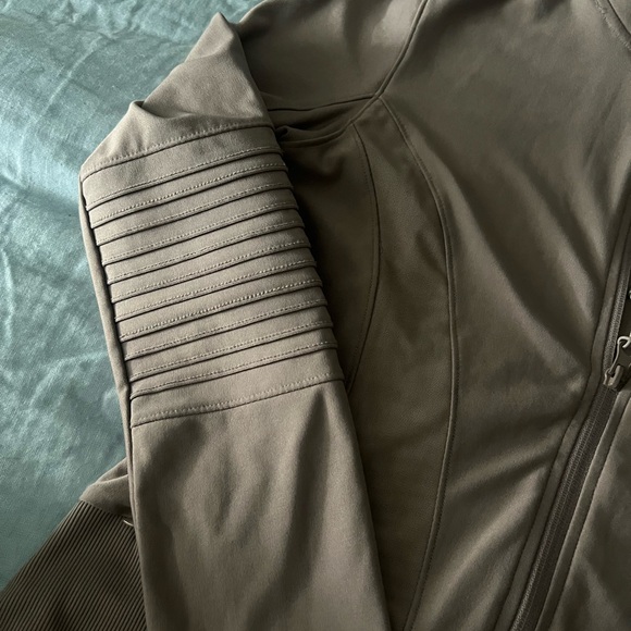 Mondetta brown Zip-Up Jacket - Picture 2 of 5